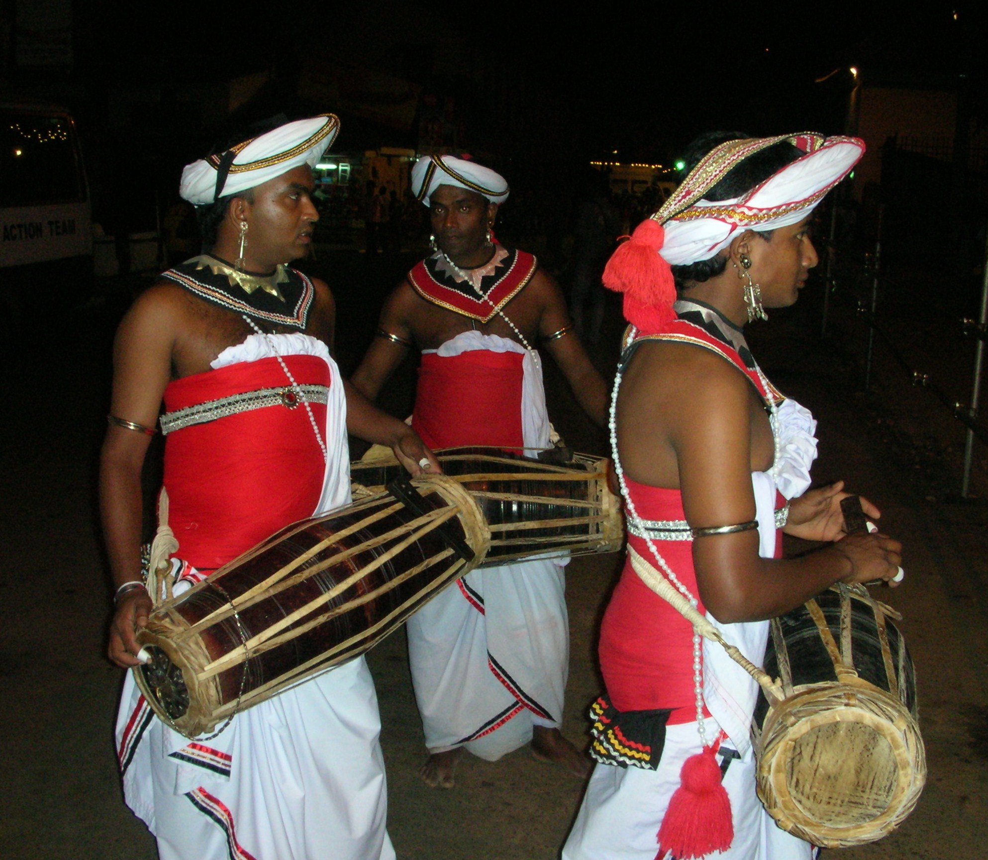 perahera2